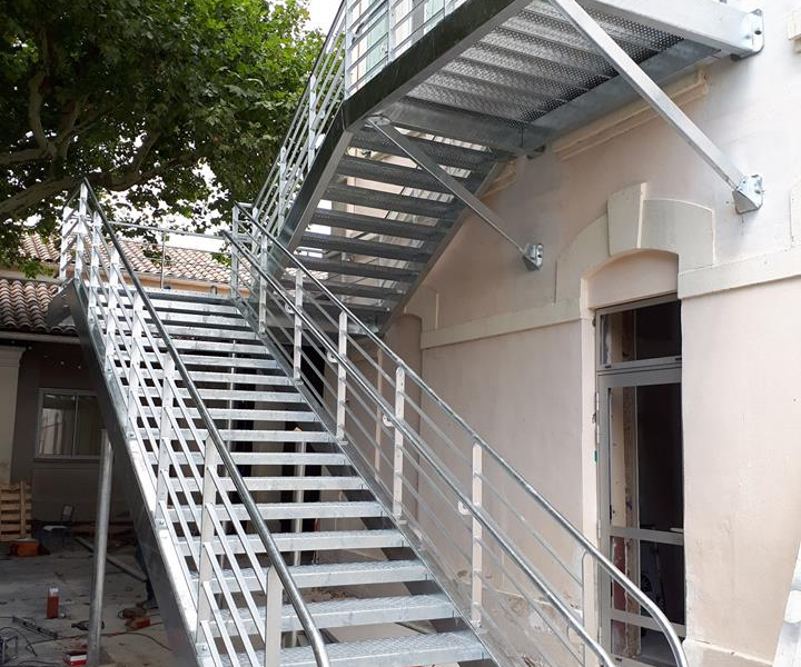 Réalisation escalier métallique intérieur et extérieur